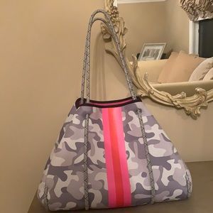 Camo tote